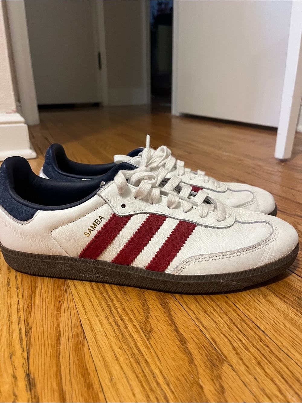 adidas White Leather Samba Sneakers with Red Stripes and Navy Collar